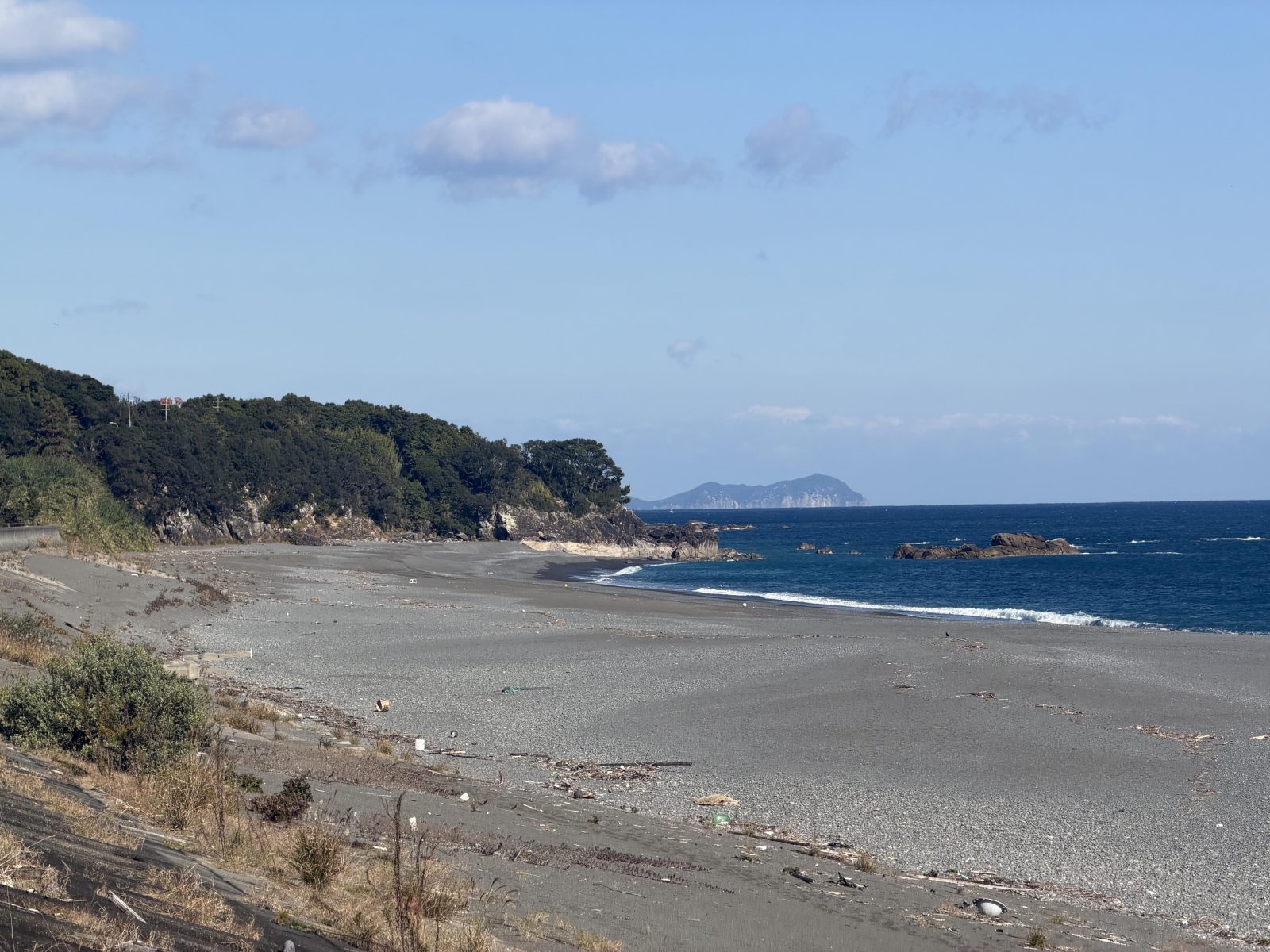 The rocky beach where we cooled off